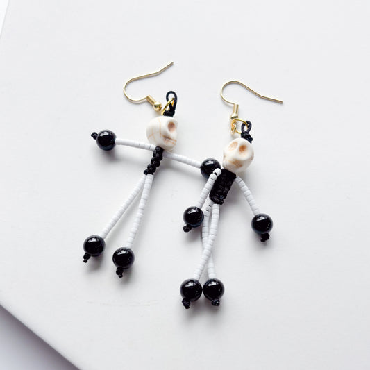 SKELETON CHARM EARRINGS (WHITE)