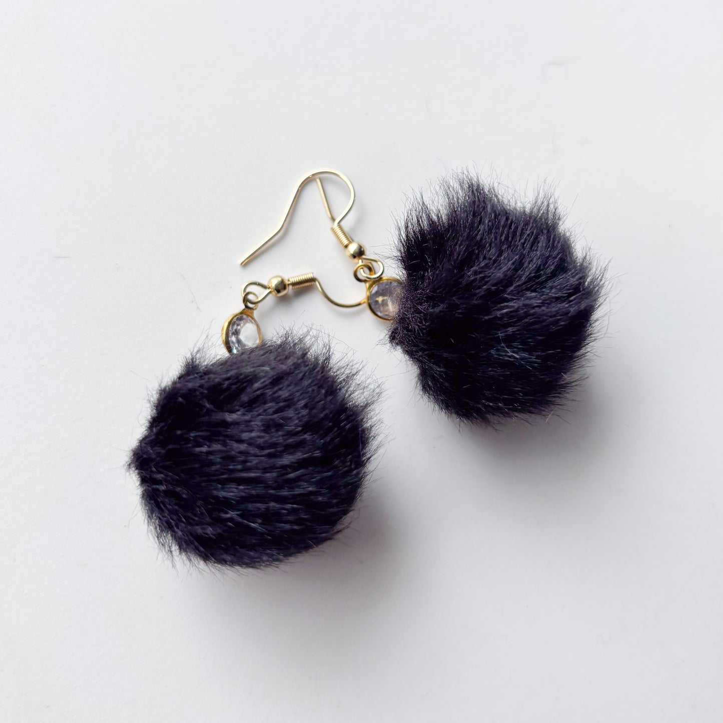 POM POM CHARM EARRINGS