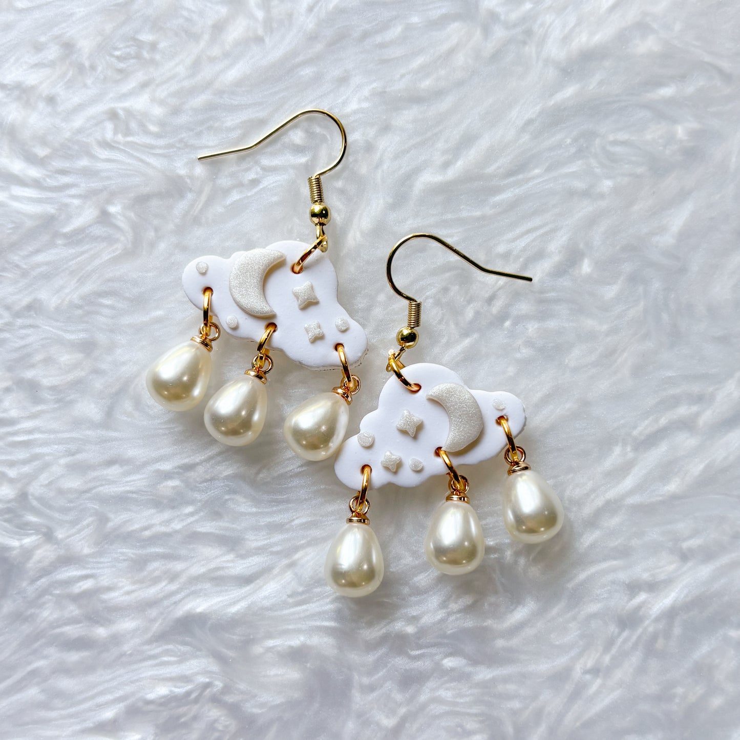 PEARL CLOUD EARRINGS