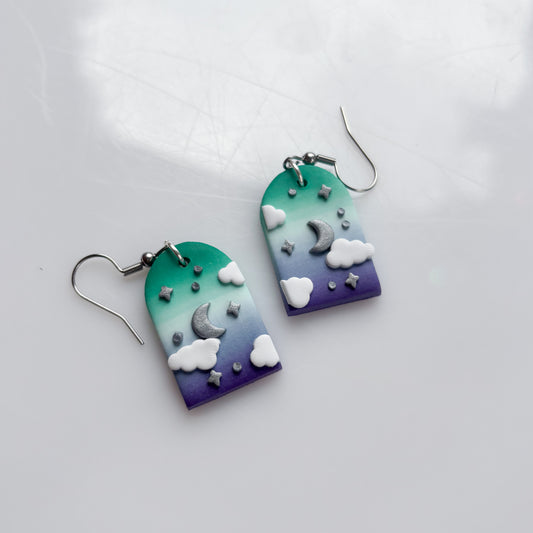 CLOUDY ARCH EARRINGS (GAY/MLM FLAG)