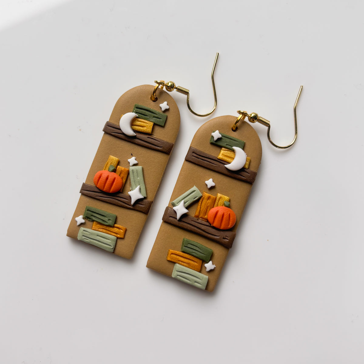 FALL BOOKSHELF EARRINGS