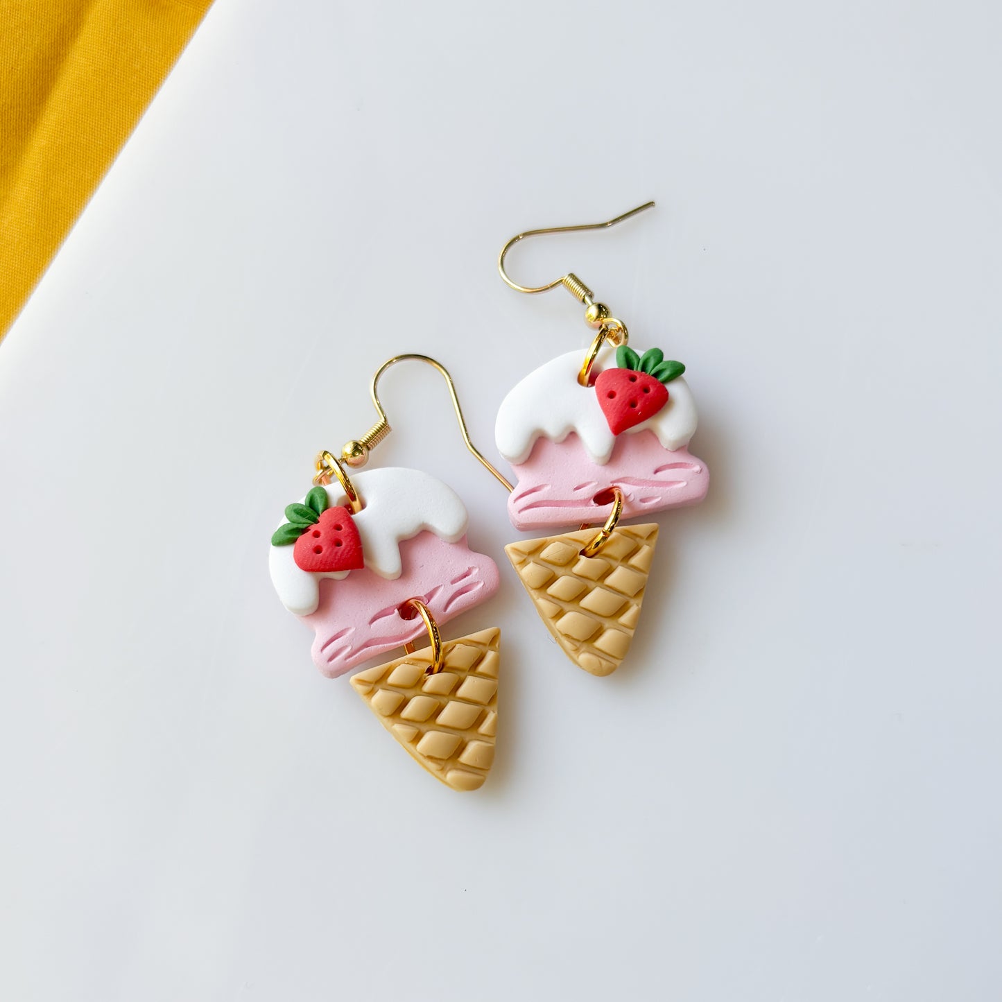 STRAWBERRY ICE CREAM EARRINGS