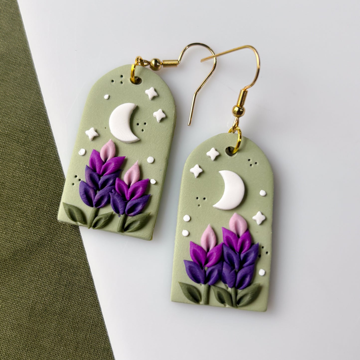 LAVENDER ARCH EARRINGS