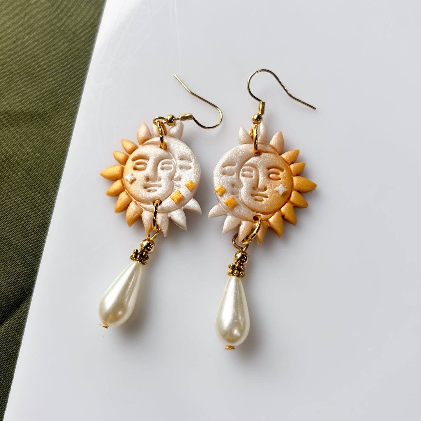 SUN & MOON & PEARL EARRINGS