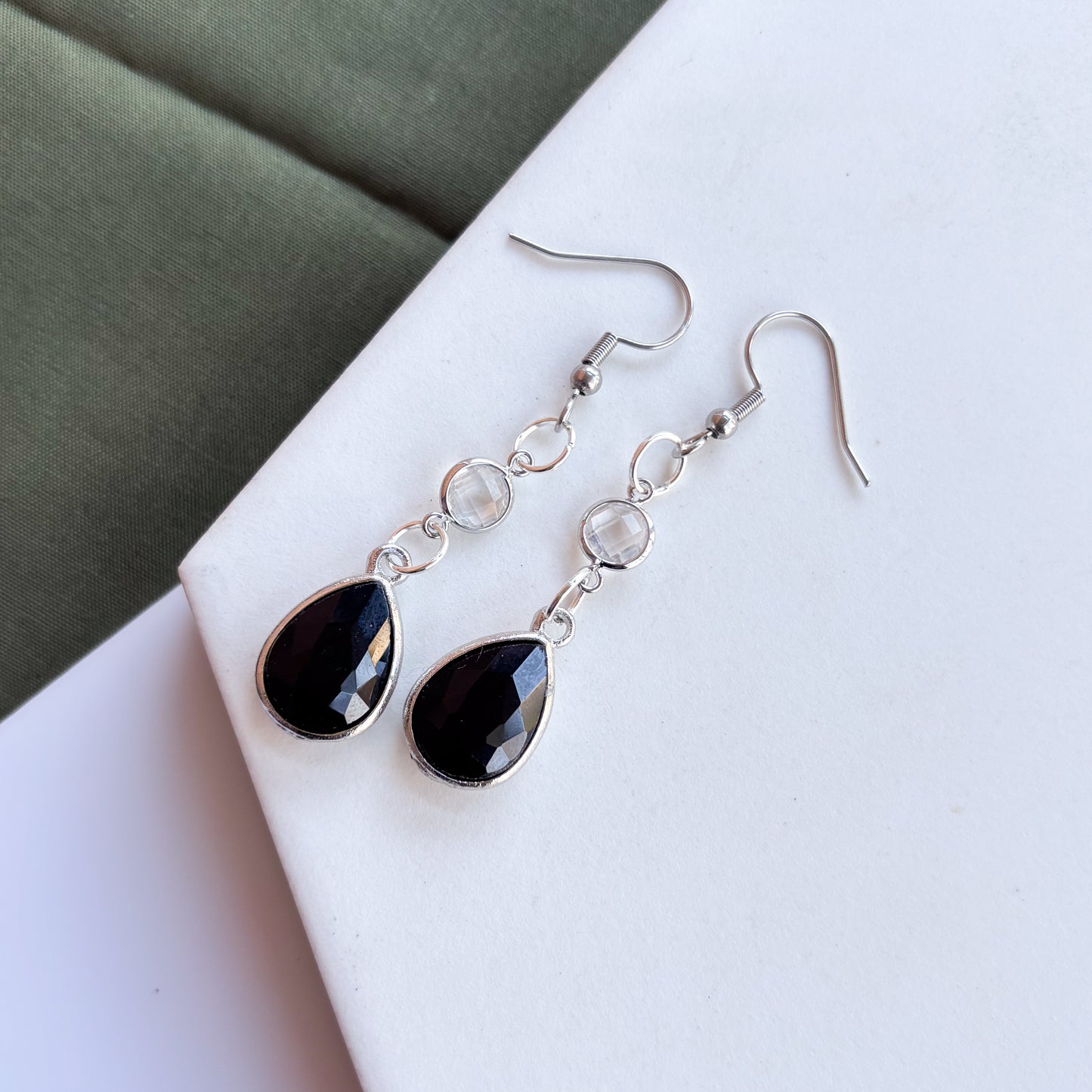BLACK TEARDROP GEM CHARM EARRINGS