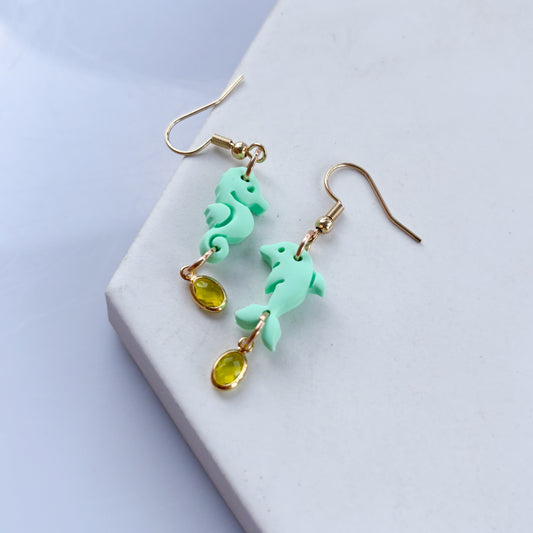 SEAHORSE & DOLPHIN MISMATCHED EARRINGS
