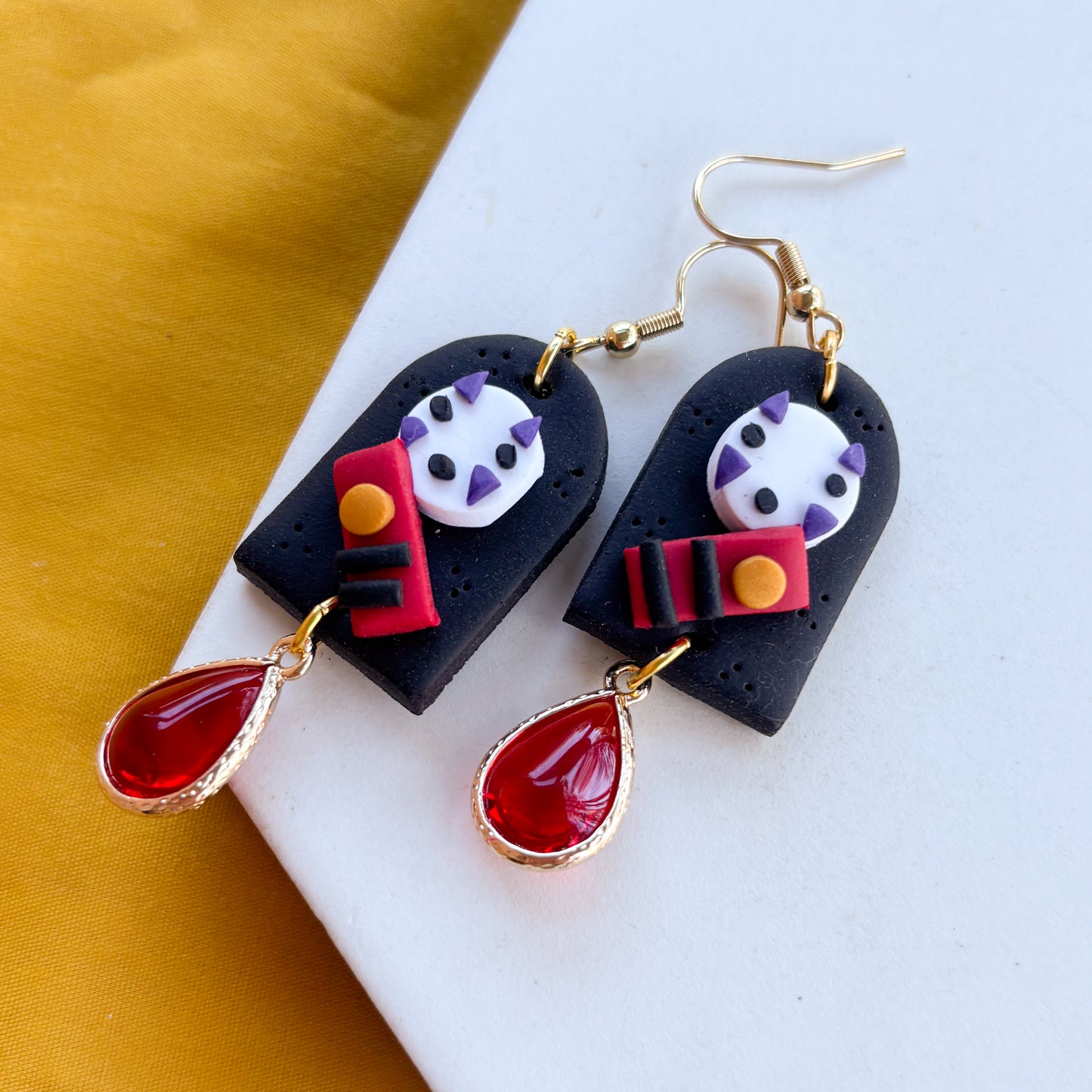 NO FACE & TOKEN EARRINGS