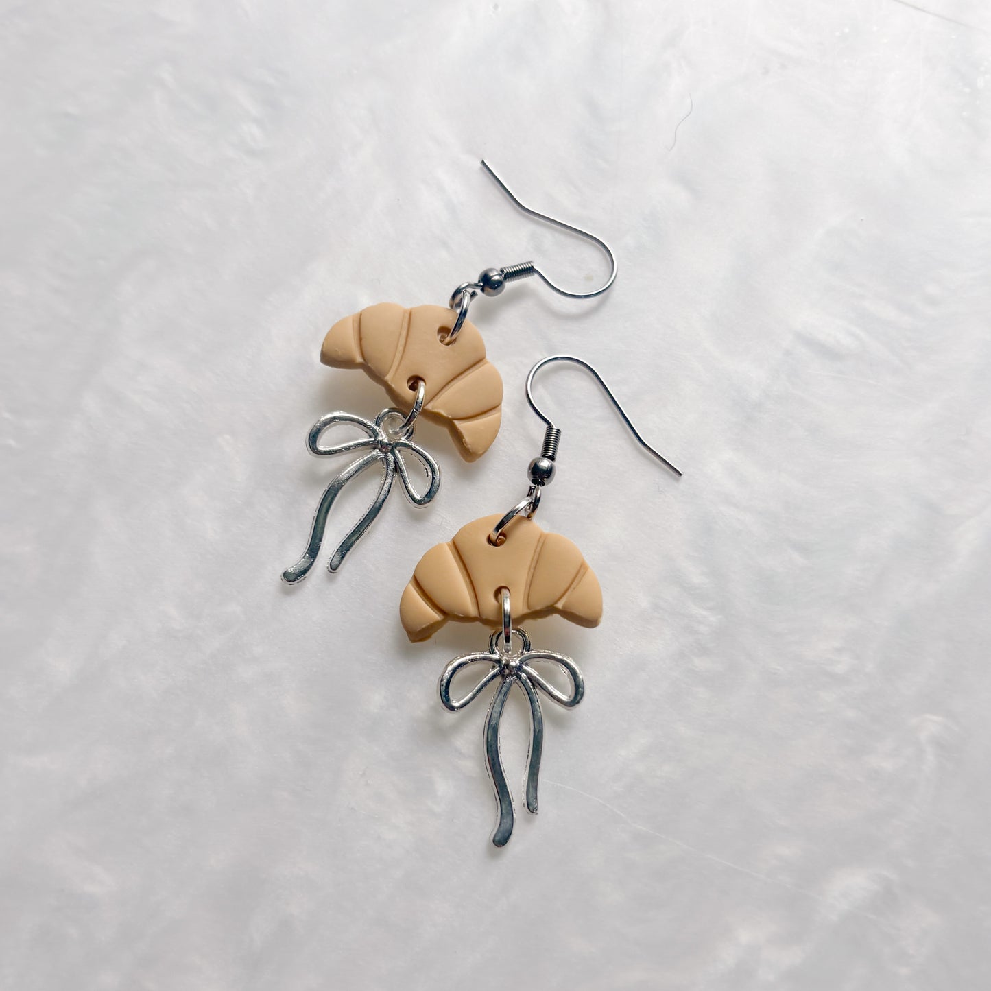 CROISSANTS & BOWS EARRINGS