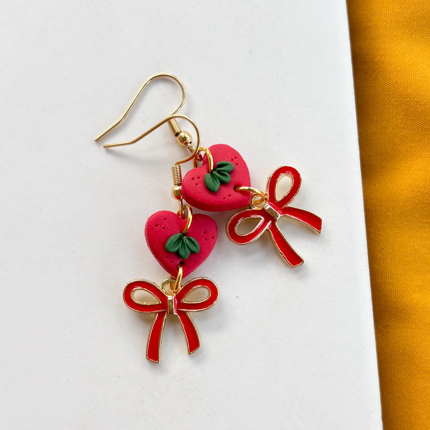MINI RED STRAWBERRY & BOW EARRINGS