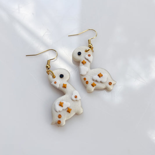 PEARL CLOUDY DINO EARRINGS (BRONTO)