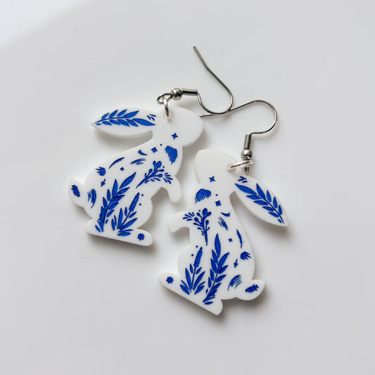 ENGRAVED WHITE/BLUE RABBIT ACRYLIC EARRINGS