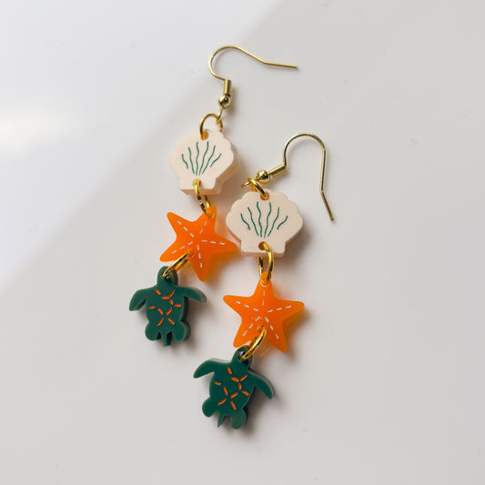 SHELL STAR TURTLE TRIO ACRYLIC EARRINGS