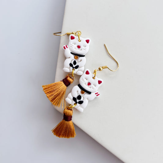 LUCKY CAT & TASSEL EARRINGS