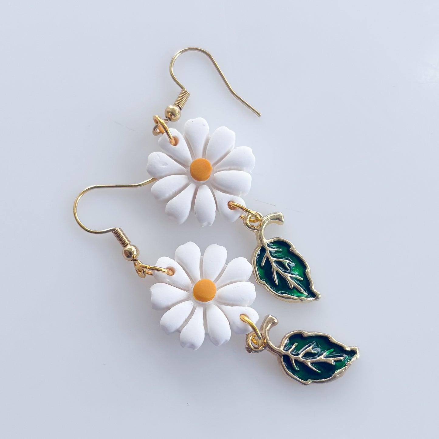 DAISY & LEAF EARRINGS