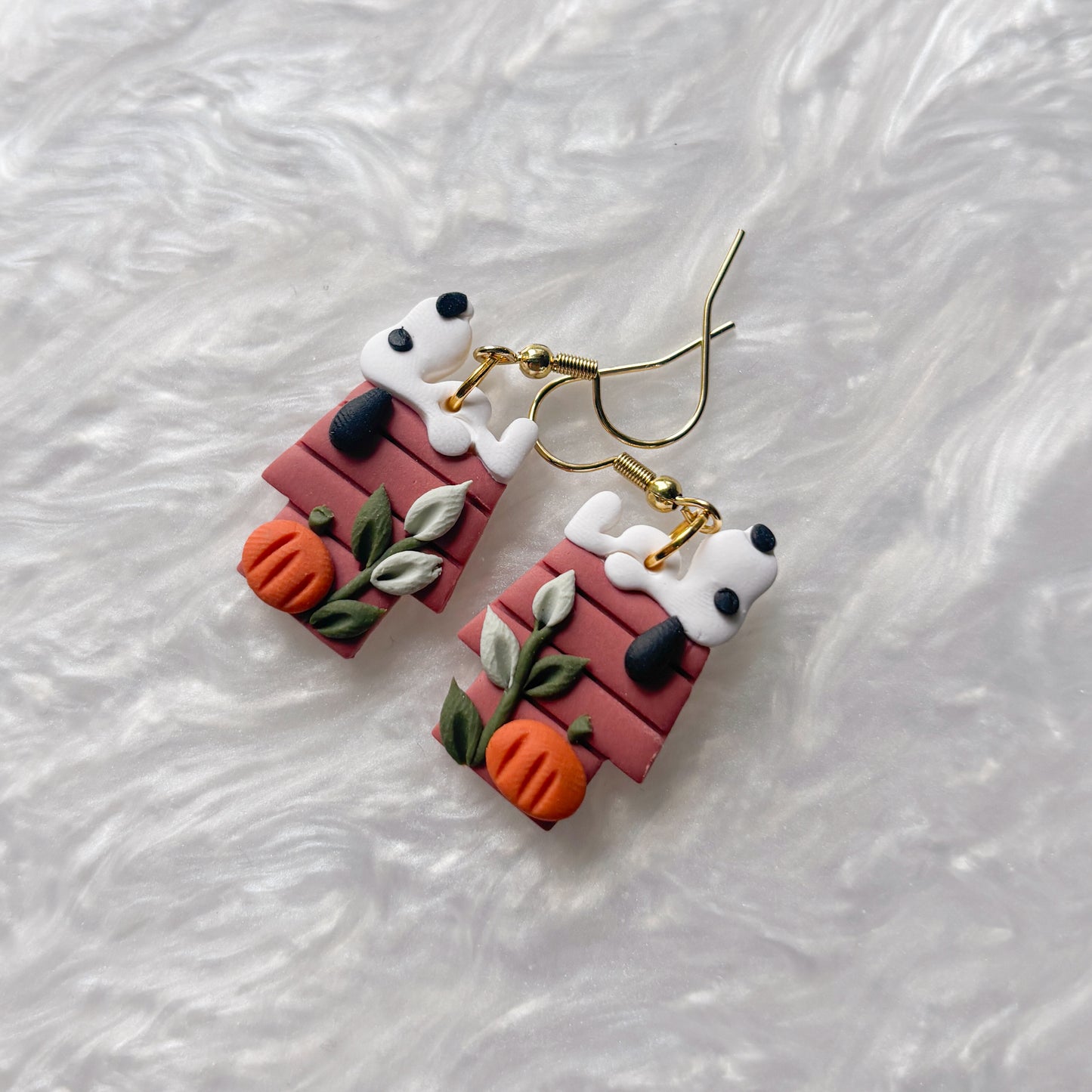 PUMPKIN SNOOPY HOUSE EARRINGS