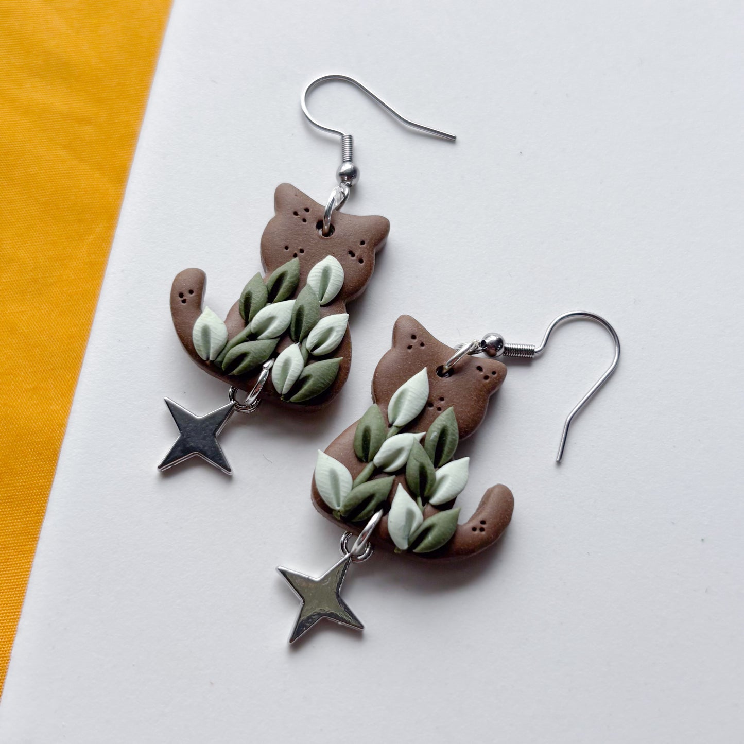 WOODLAND GREEN VINE CAT EARRINGS