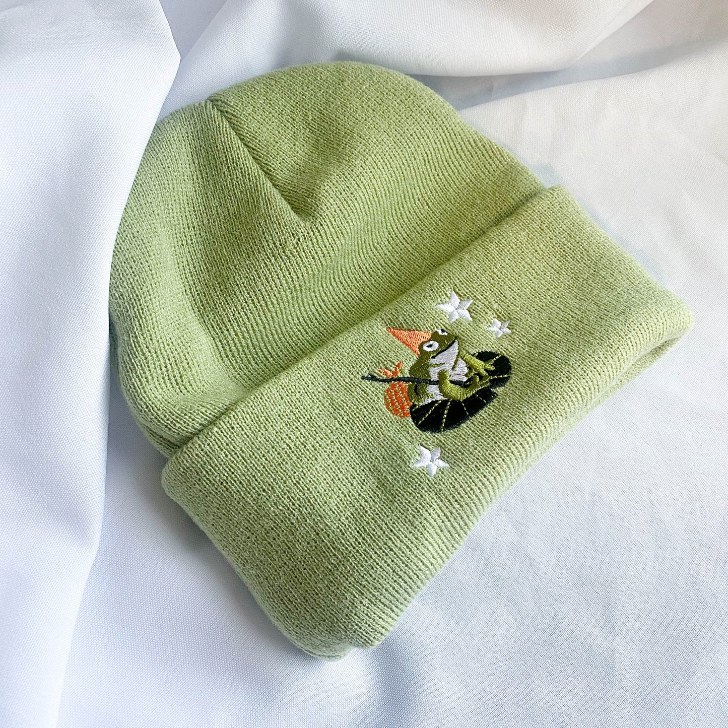 GREEN MAGIC FROG BEANIE