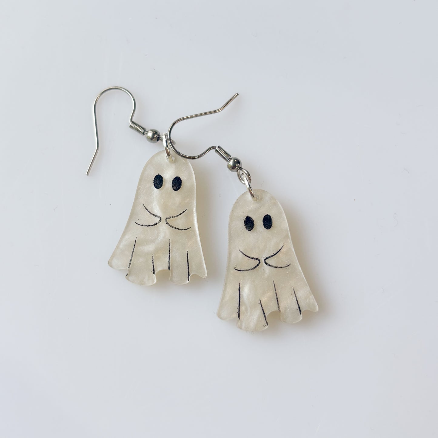 PEARLY GHOST ACRYLIC EARRINGS