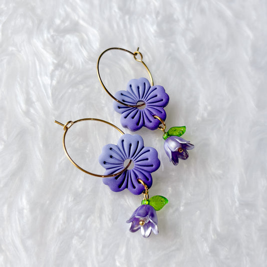 PURPLE FLOWER HOOP EARRINGS