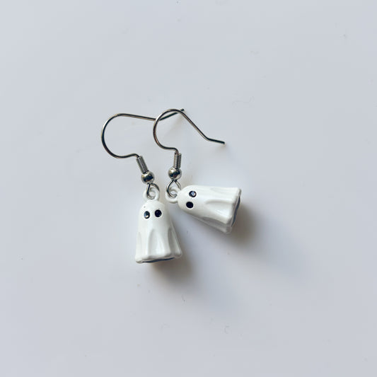 LIL CHARM GHOSTIE EARRINGS