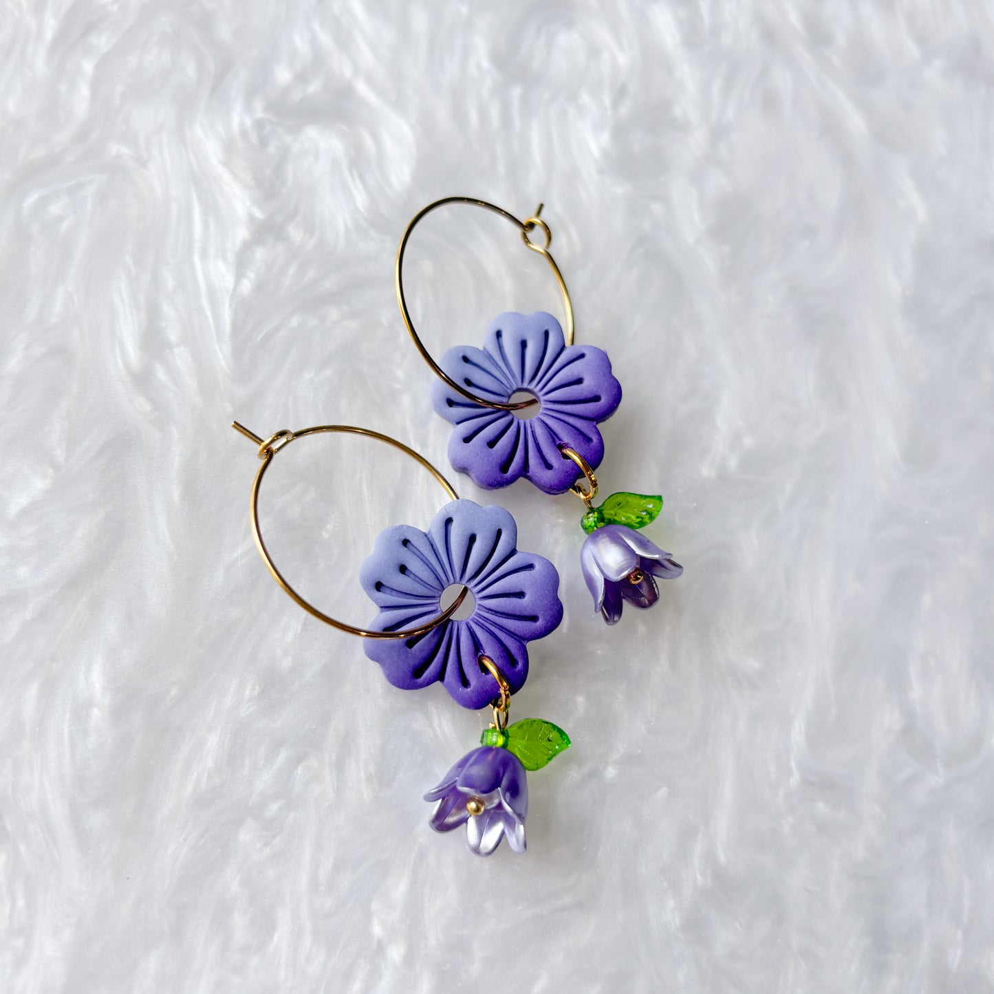 PURPLE FLOWER HOOP EARRINGS