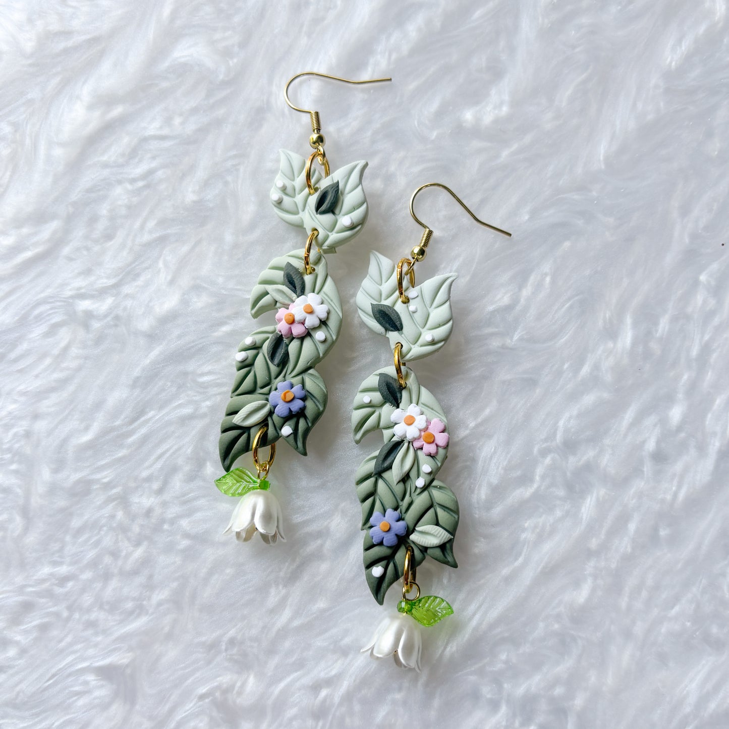 FLORAL LEAF DANGLE EARRINGS