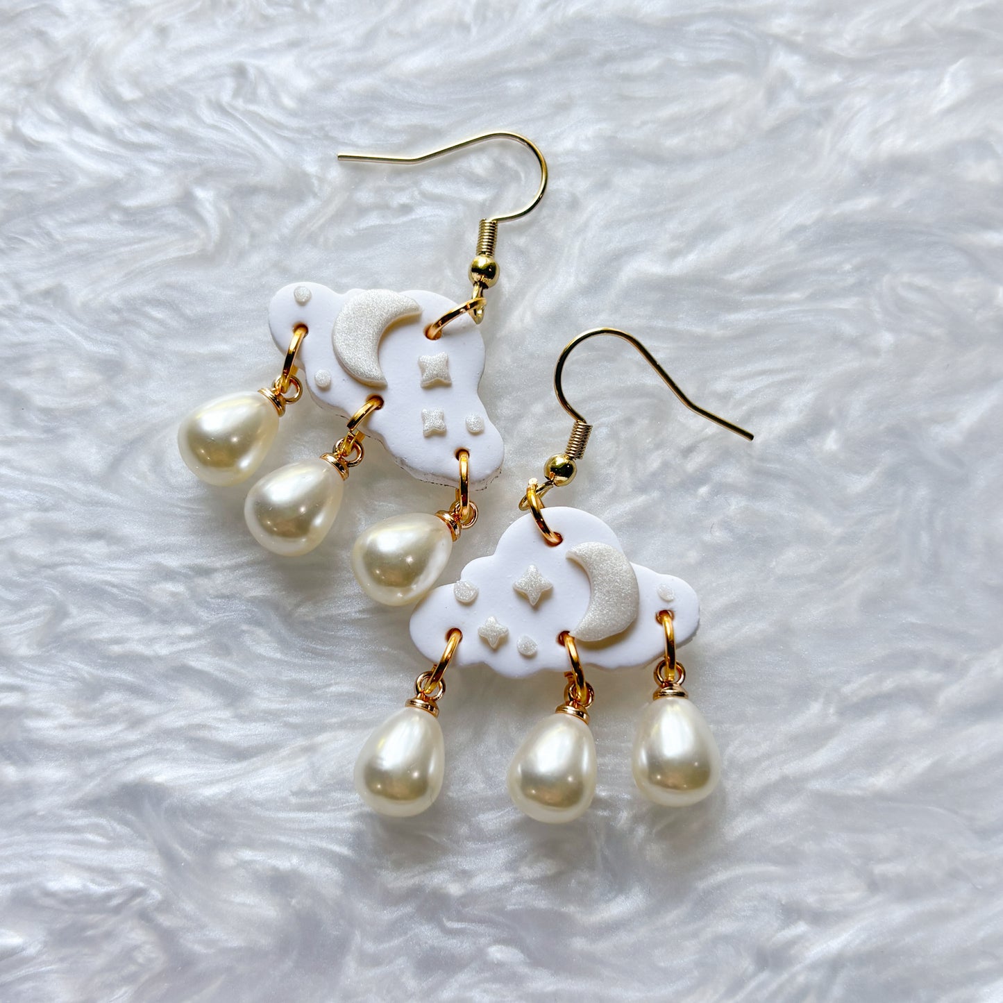 PEARL CLOUD EARRINGS