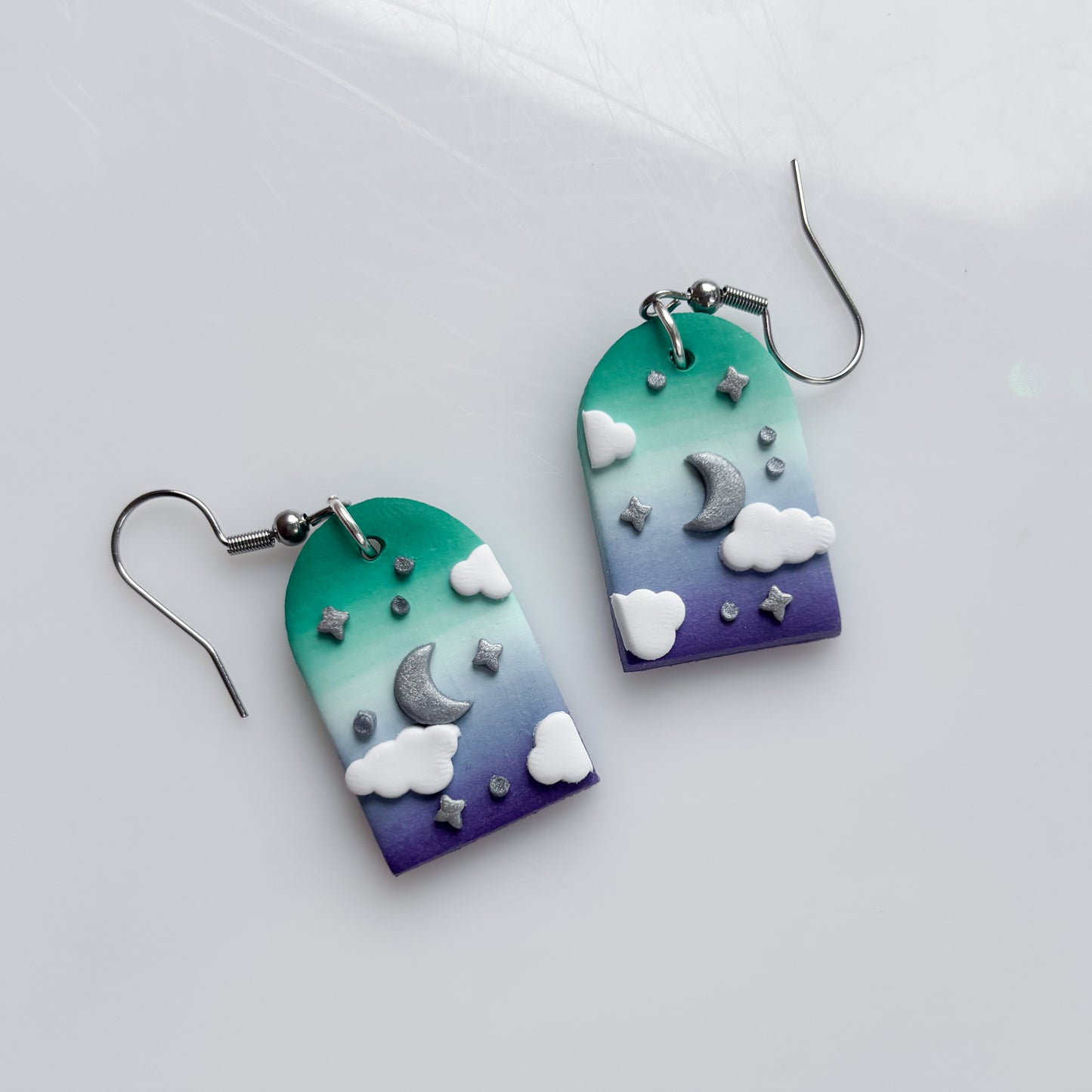 CLOUDY ARCH EARRINGS (GAY/MLM FLAG)