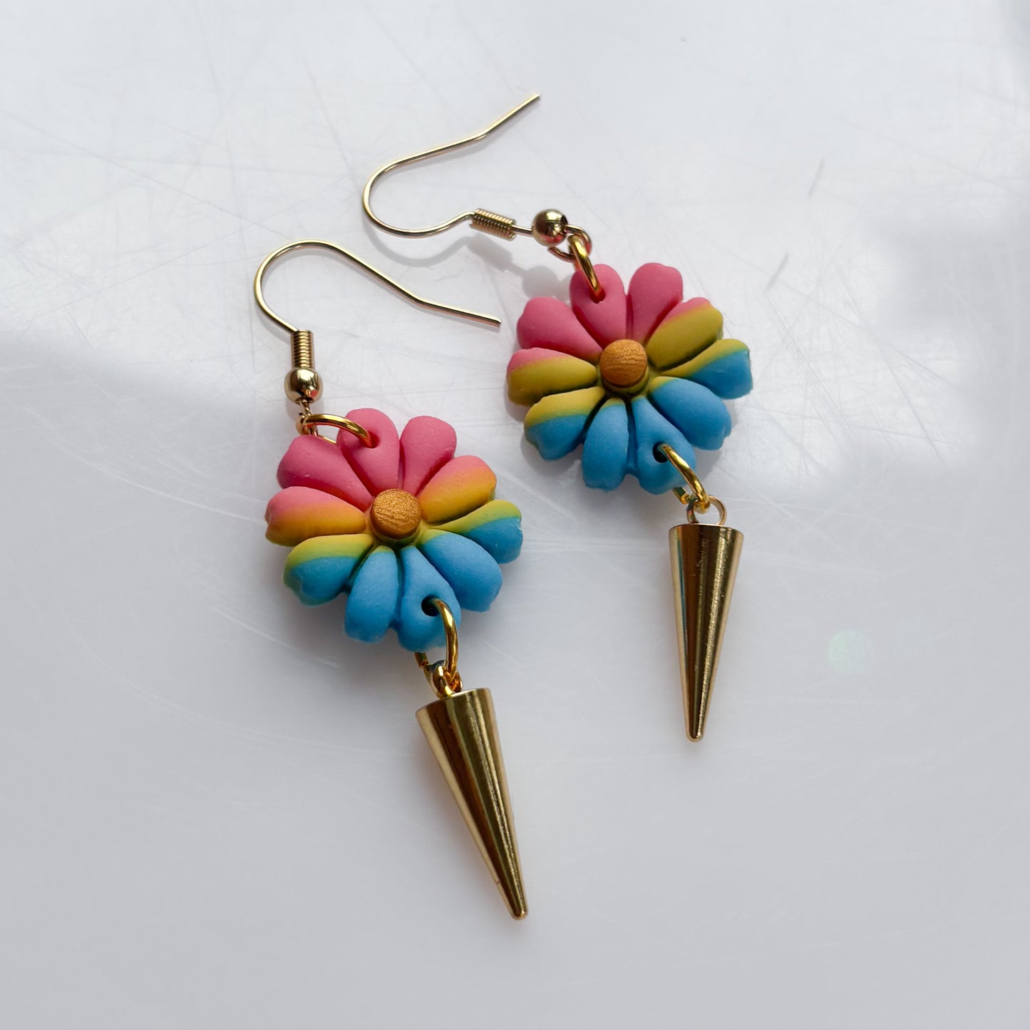 FLOWER EARRINGS (PAN FLAG)