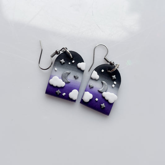CLOUDY ARCH EARRINGS (ACE FLAG)