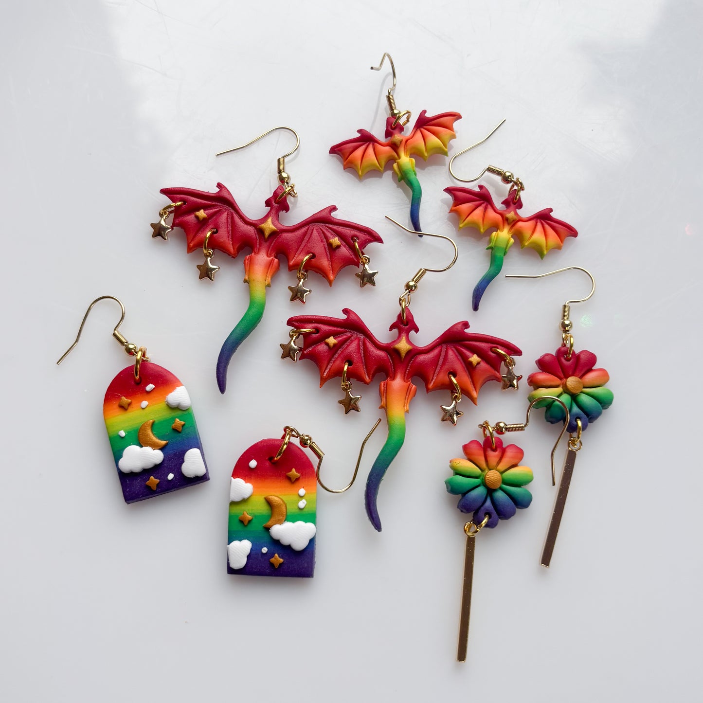 CLOUDY ARCH EARRINGS (RAINBOW FLAG)