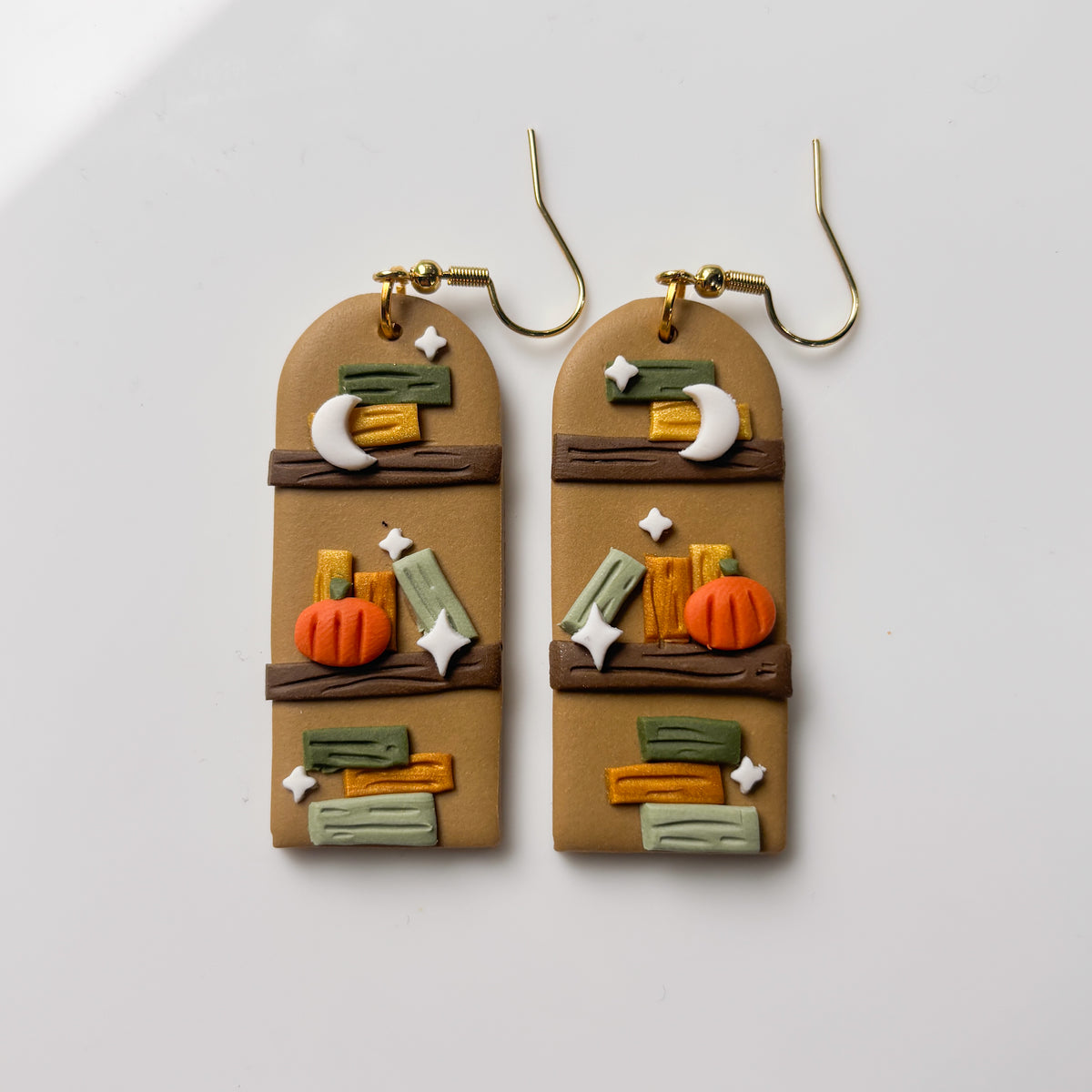 FALL BOOKSHELF EARRINGS