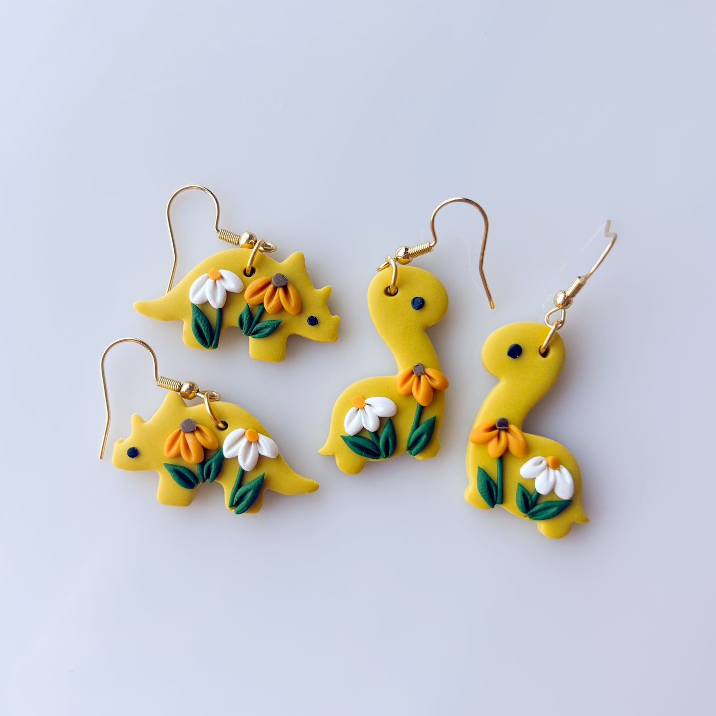 DAISY DINO EARRINGS (BRONTOS)