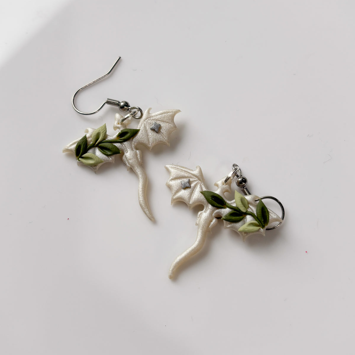 CELESTIAL VINE PEARLY DRAGONS