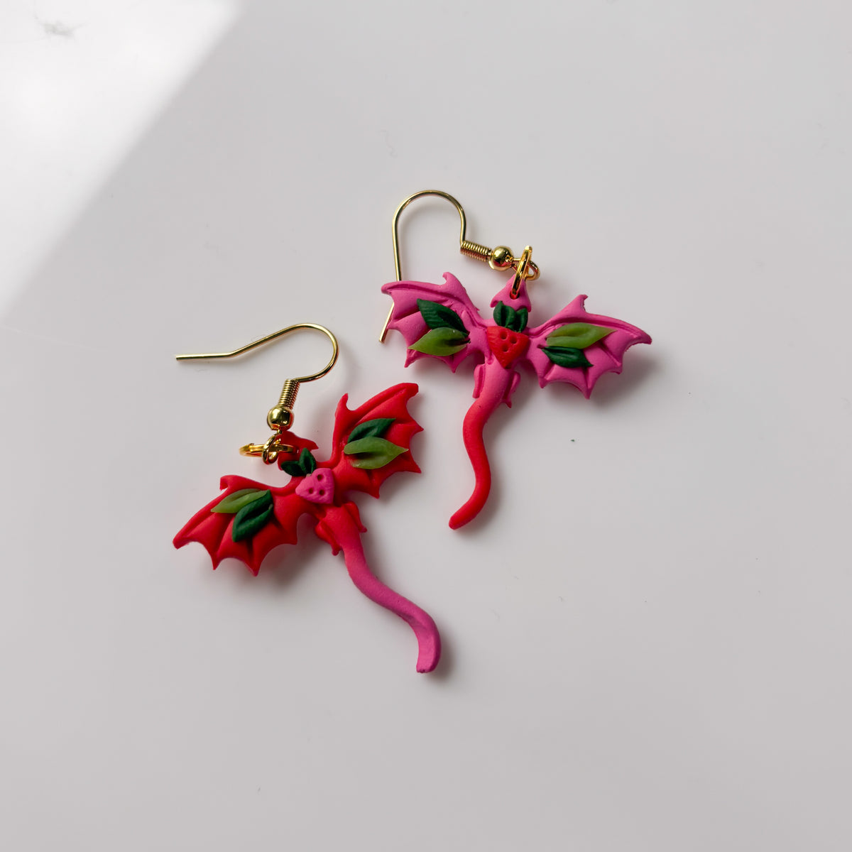STRAWBERRY DRAGONS