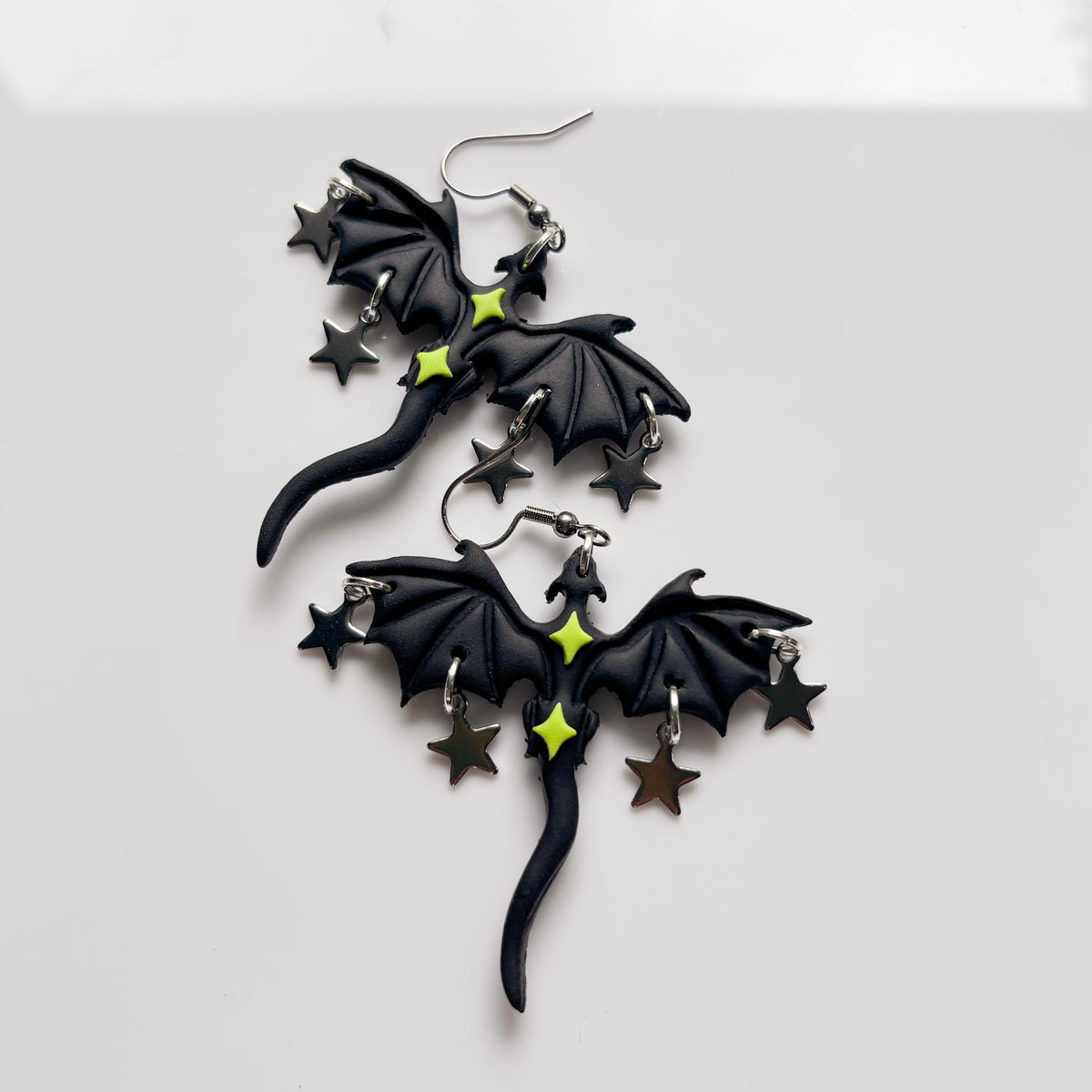 BLACK AND GREEN STAR DRAGONS