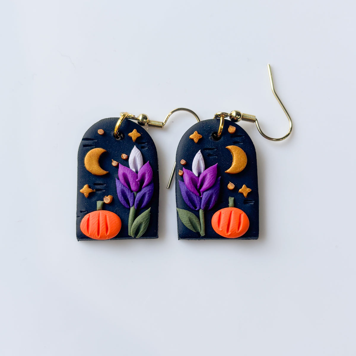 LAVENDER PUMPKIN PATCH ARCH EARRINGS