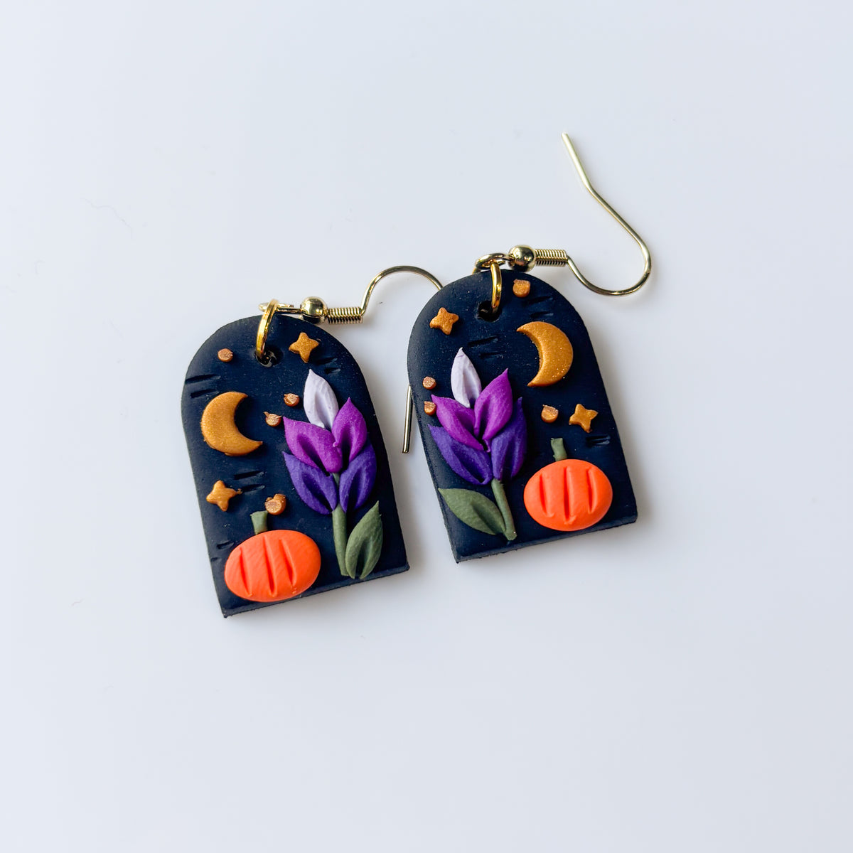 LAVENDER PUMPKIN PATCH ARCH EARRINGS