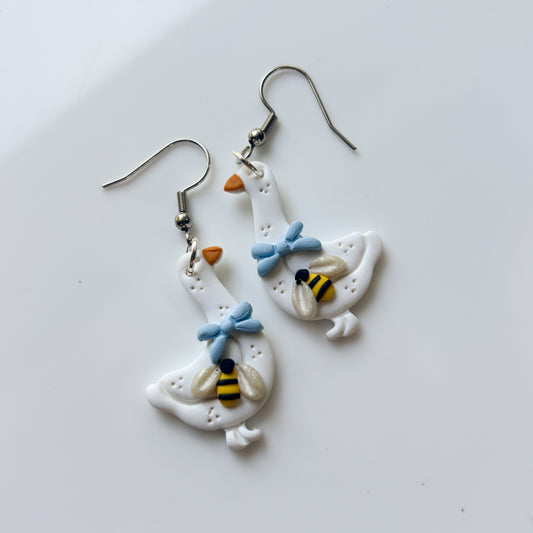 BEE BLUE BOW GEESE EARRINGS