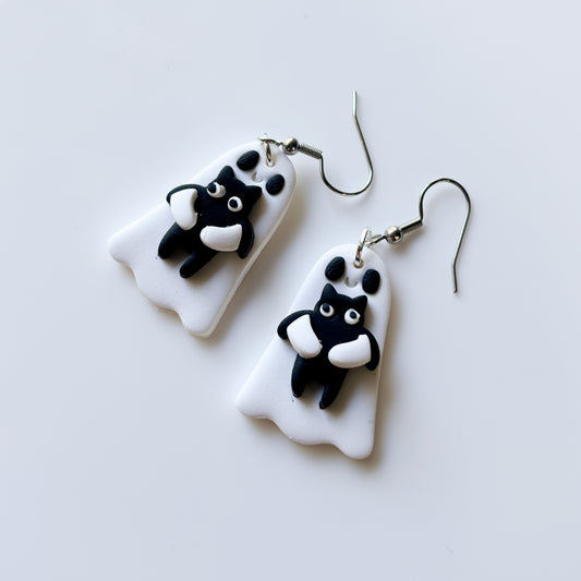 GHOST HOLDING CATS EARRINGS