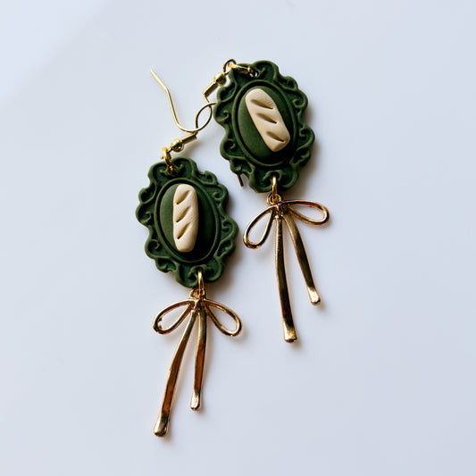 GREEN BAGUETTE FRAME EARRINGS