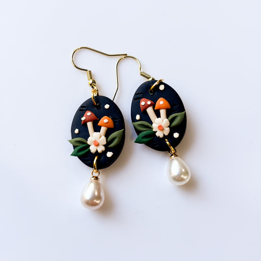 MUSHROOM OVAL EARRINGS