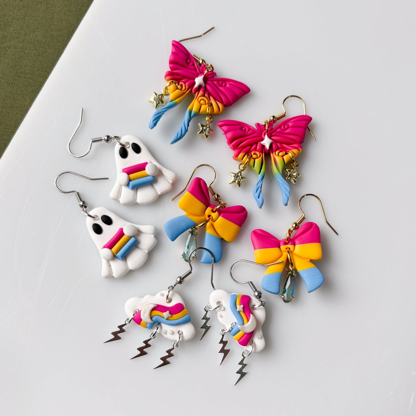 PAN PRIDE EARRINGS