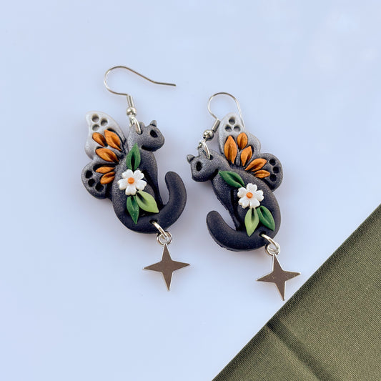 PEARLY FAIRY CAT EARRINGS