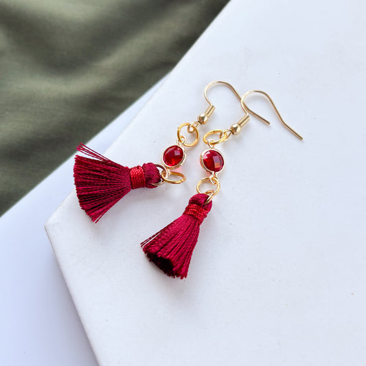 RED TASSEL CHARM EARRINGS