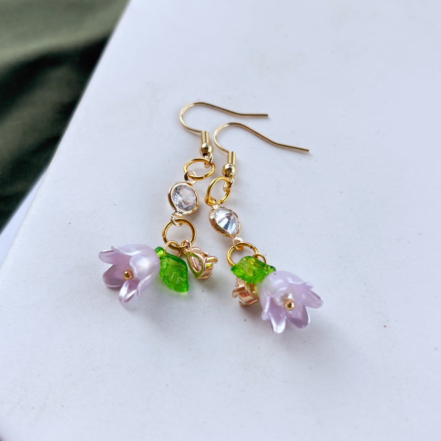 PURPLE FLOWER & GEM CHARM EARRINGS