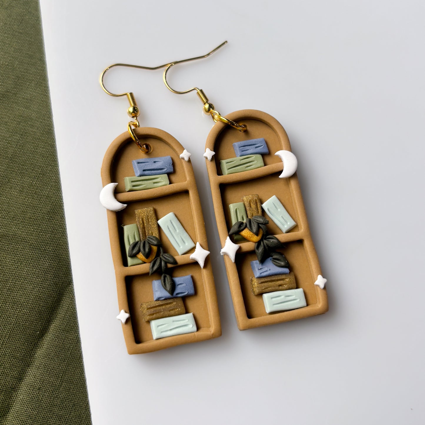 BOOKSHELF EARRINGS