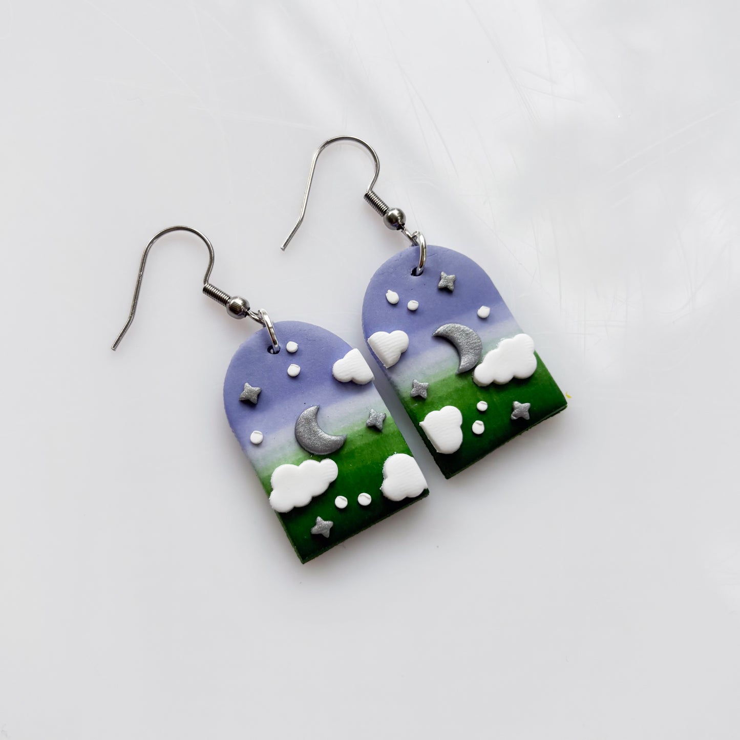 GENDERQUEER PRIDE EARRINGS (CLOUDY ARCHES)