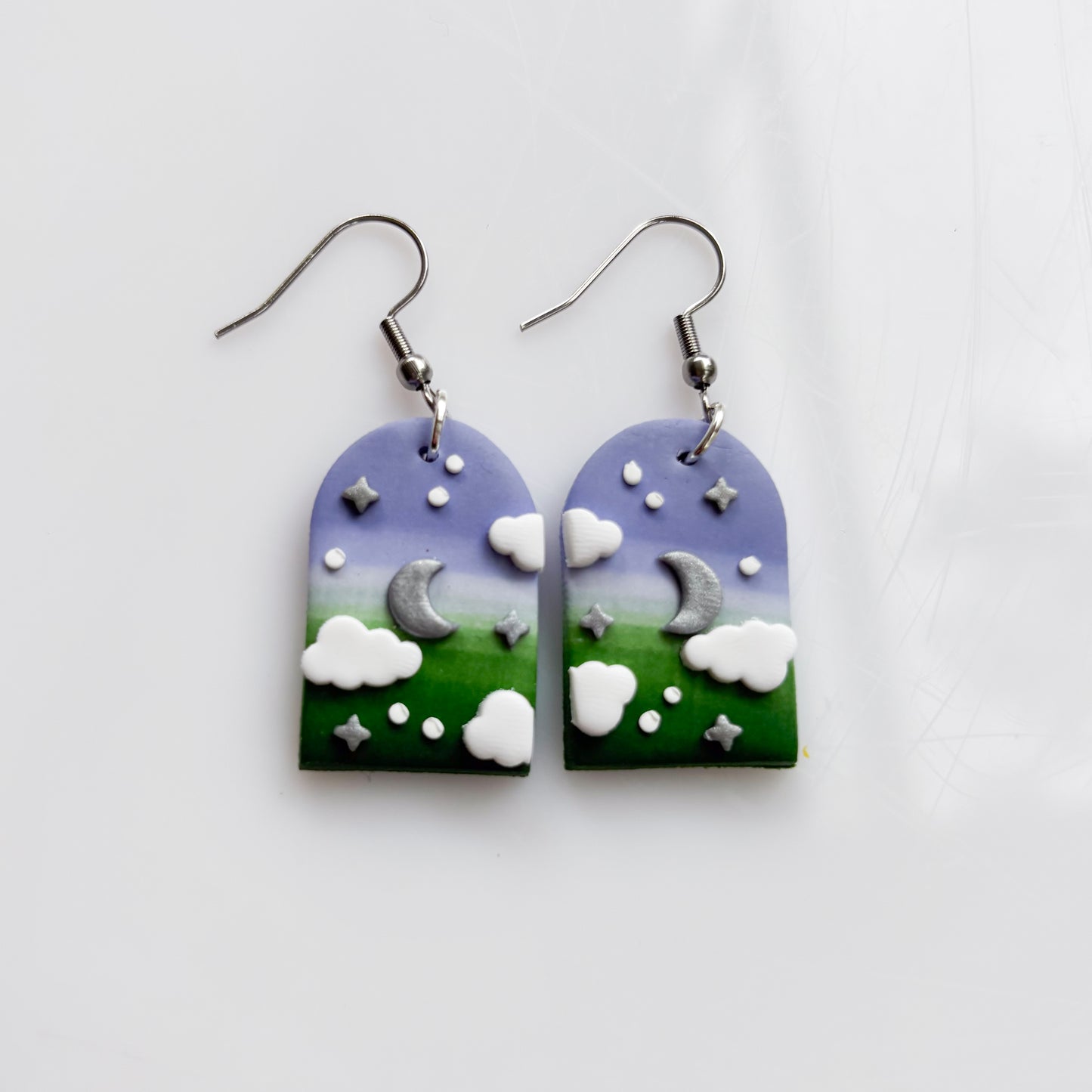 GENDERQUEER PRIDE EARRINGS (CLOUDY ARCHES)