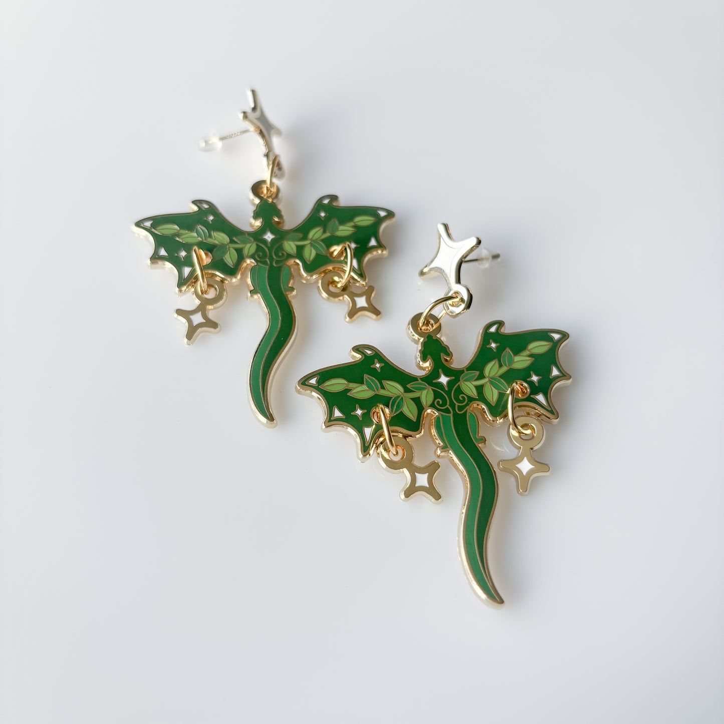 GREEN VINE DRAGON METAL EARRINGS